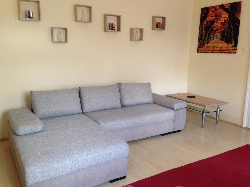 Peterfia Apartman Debrecen Luaran gambar